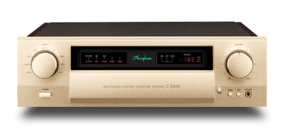 Accuphase C-2300 (Champagner-Gold)
