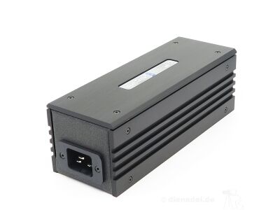 IsoTek EVO3 Syncro Uni (IEC 19, 16A, EU-Version/Schwarz)