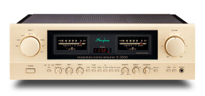 Accuphase E-3000 (Champagner-Gold)